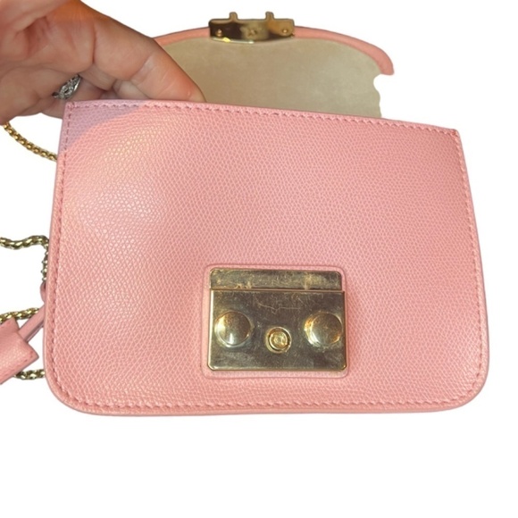 NWOT FURLA Mini Metropolis Faux Fur & Leather Chain Crossbody Bag w/ Key - Picture 6 of 10